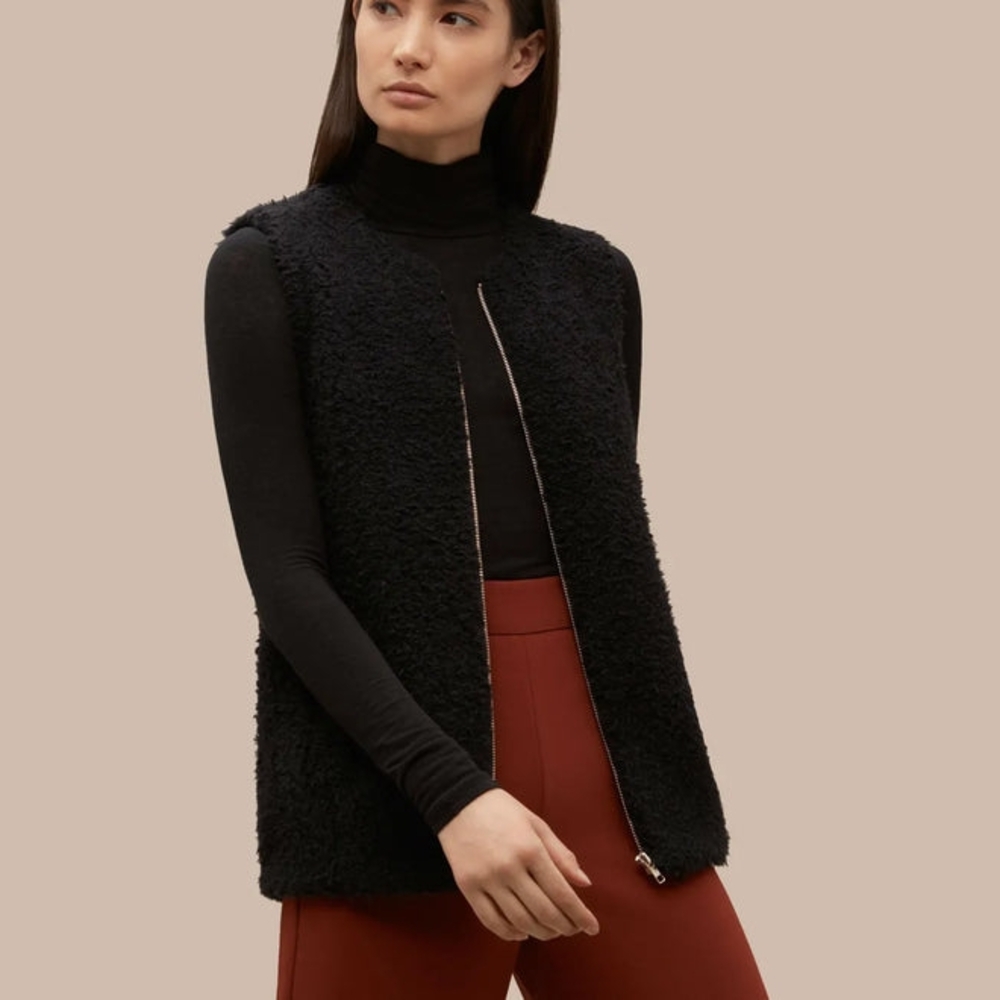 Wilfred Chatou Black Serpa Vest